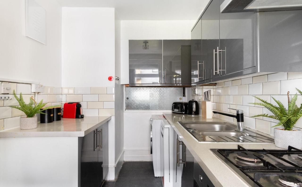 Spacious And Modern 4 Bed Apartment Next To Borough Station Londýn Exteriér fotografie